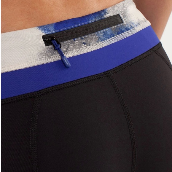 Lululemon Run: Inspire Crop II Black Milky Way Multi Print Pigment Blue Size 12 - Picture 4 of 11